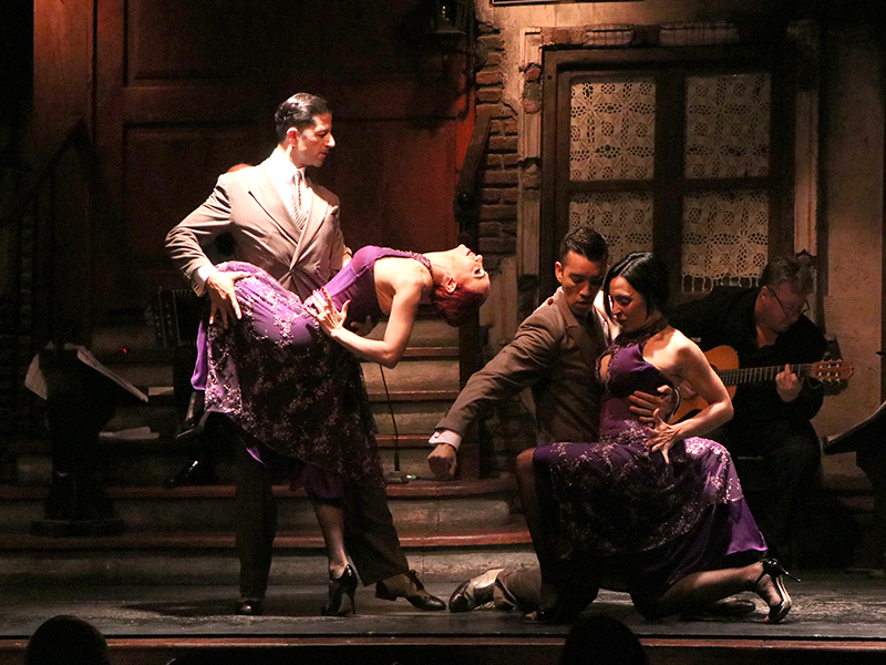 -VIP - DINNER + TANGO AND FOLKLORE SHOW